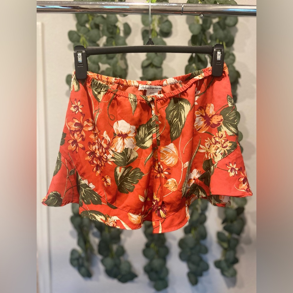 American Rag Floral Shorts - Size L